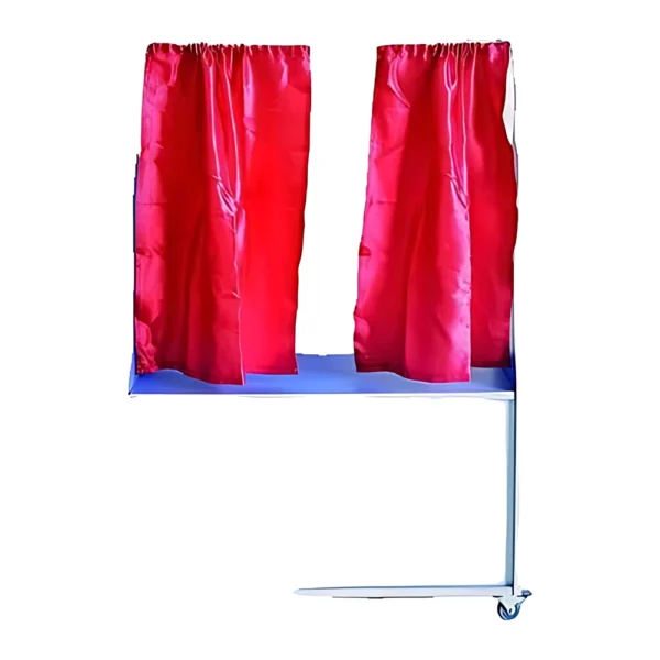 תיאטרון בובות מעץ לגני ילדים ומעונות